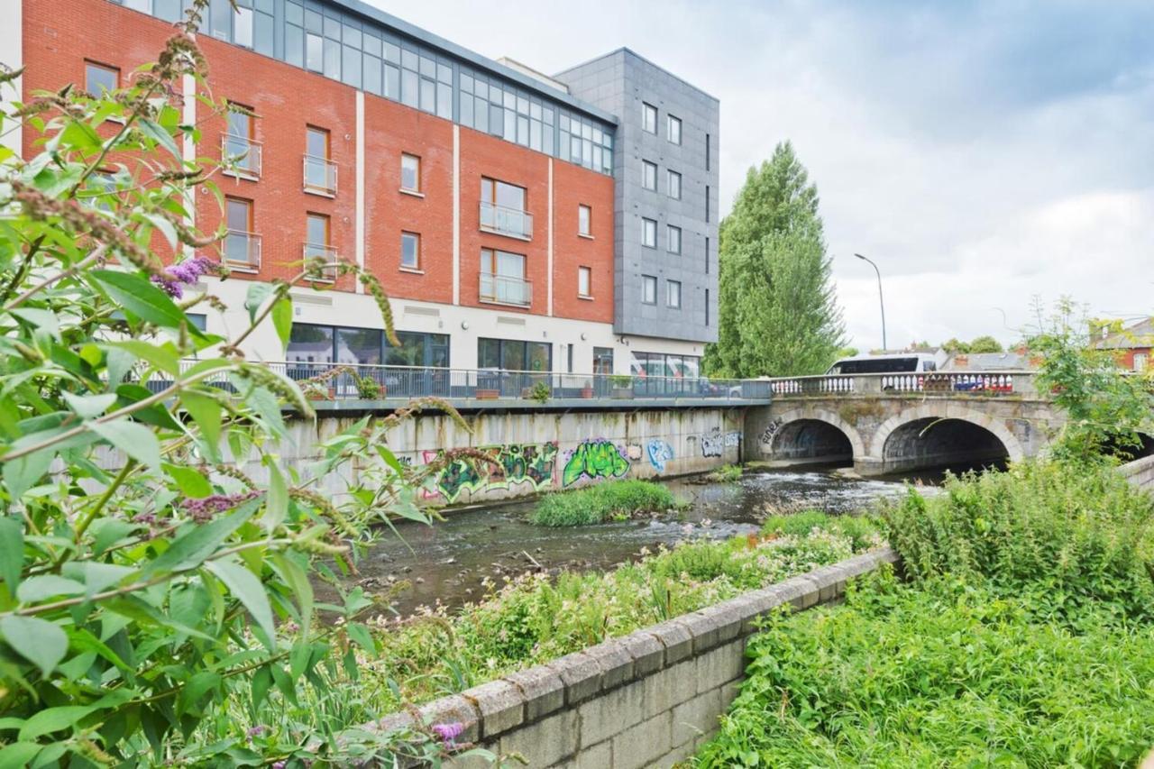 Apartamento Charming Riverside - Minutes From Dublín
